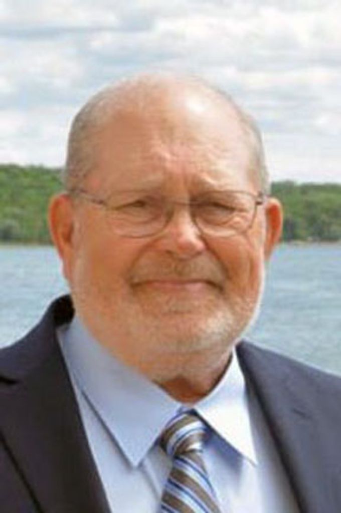 Russell Hanson