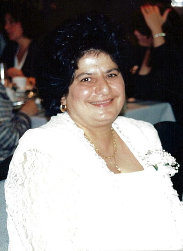 Layla Atto Jouni Profile Photo