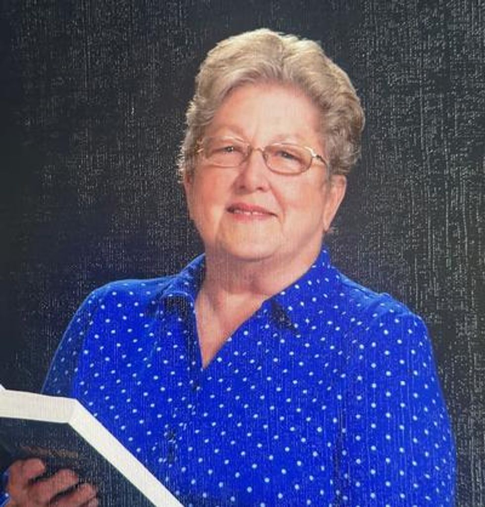 Becky Jo Adams Profile Photo