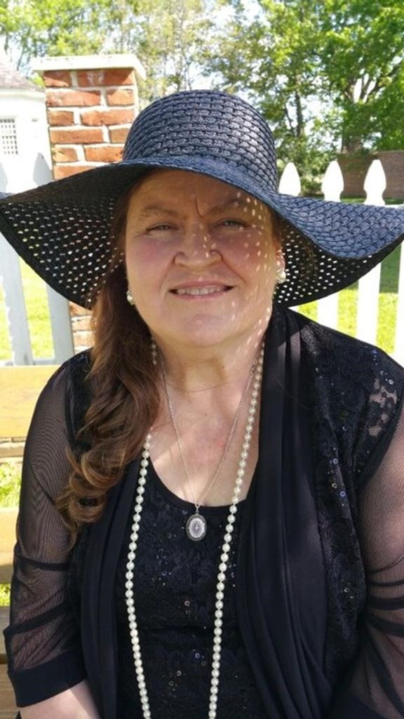 Donna Marie Kaminski Profile Photo