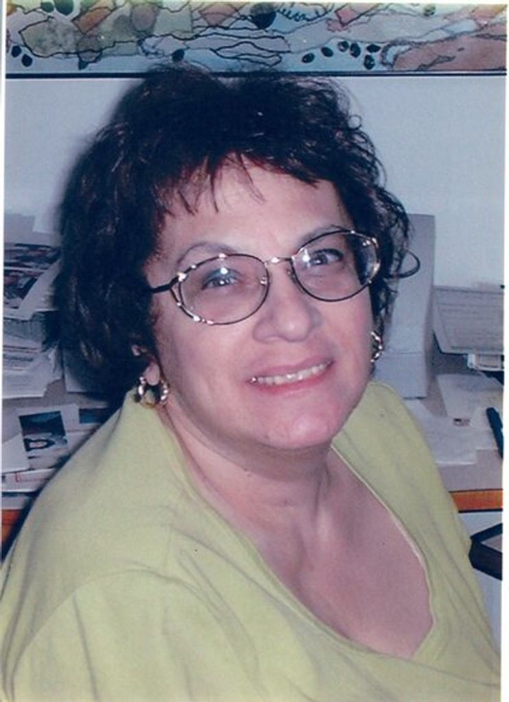Vivian Golding Profile Photo