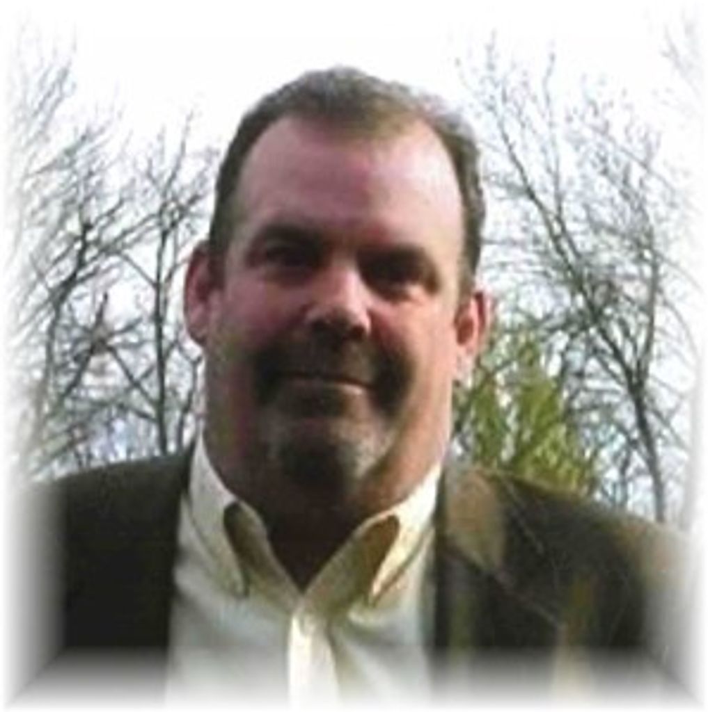 Eric Michael Woodring Profile Photo