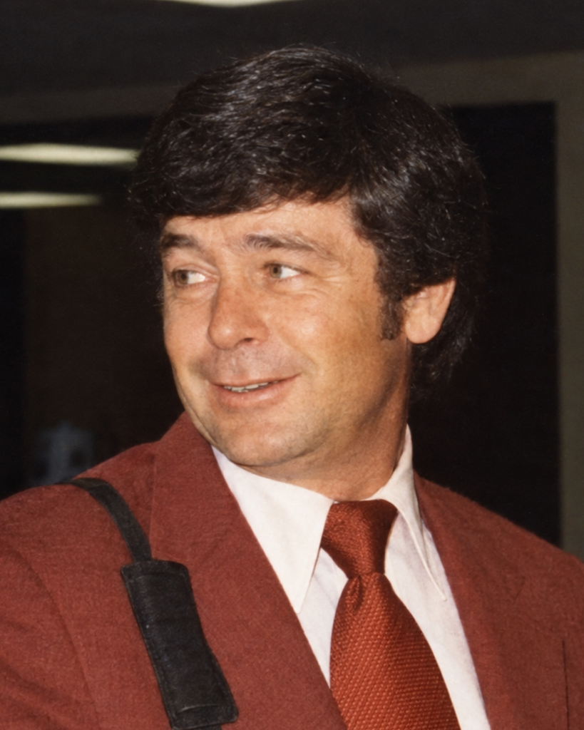 Howard Gray Profile Photo