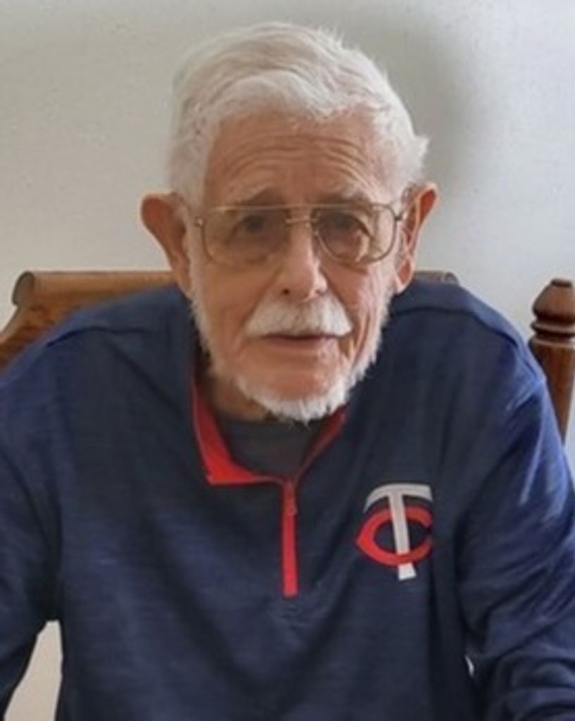 Robert Daiker Profile Photo