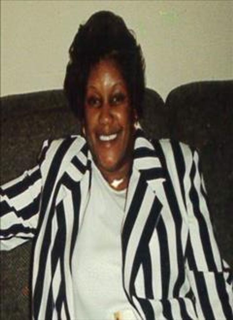 Leona Transou Profile Photo