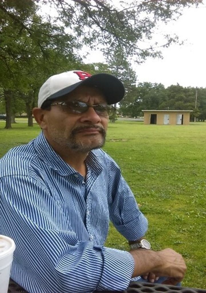 Castulo Garcia Jr. Profile Photo