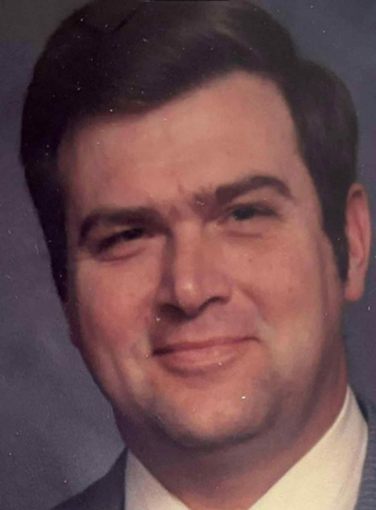 Robert "Bob" Daggett