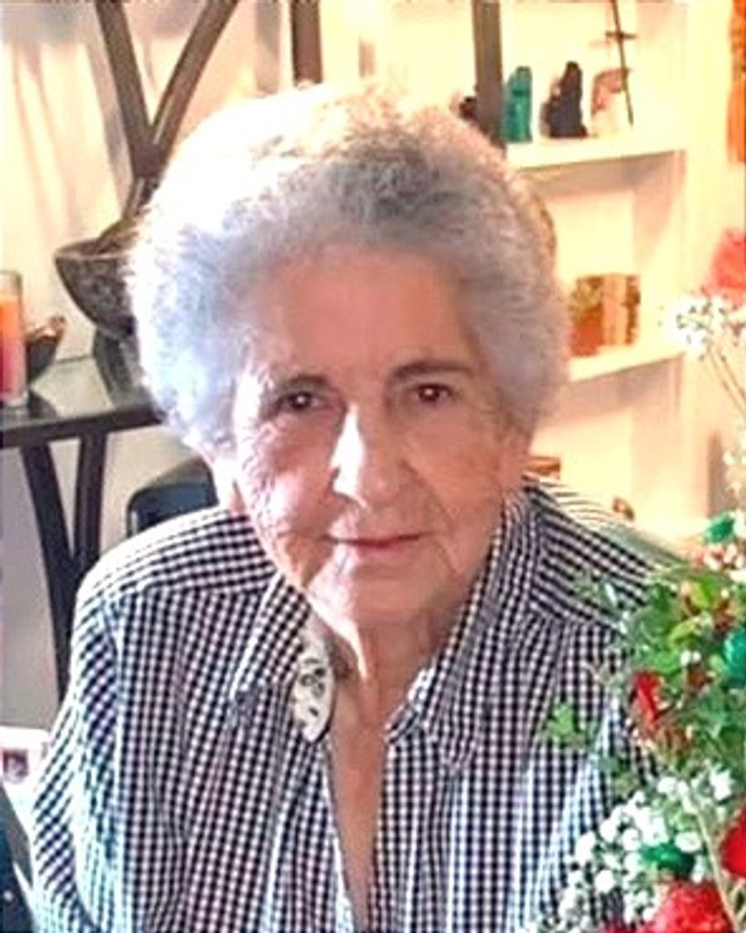 Dolores Mondragon Profile Photo