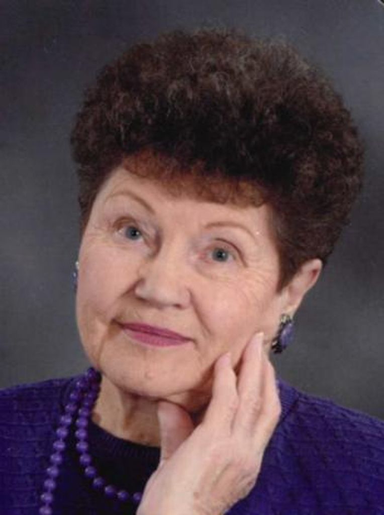 Geraldine Trofholz Profile Photo