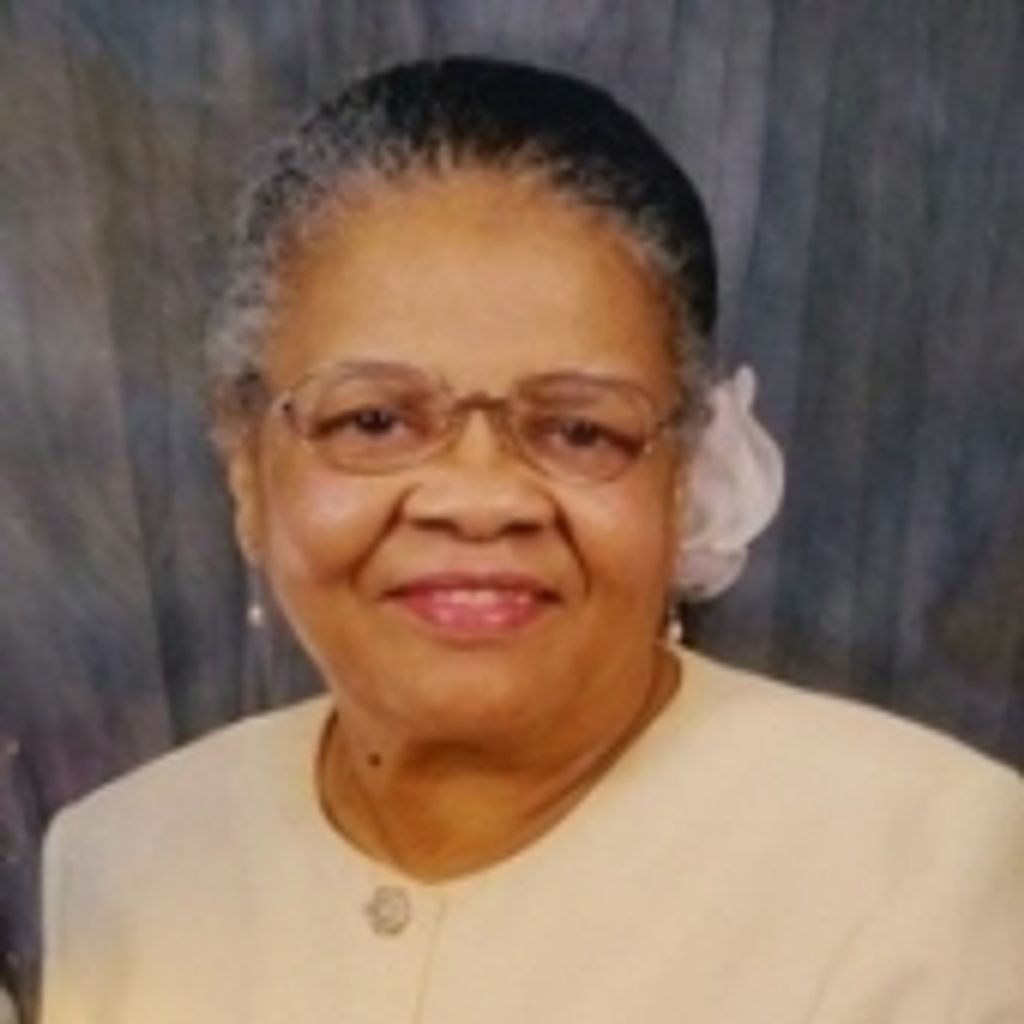 Bobbie Jean Queen Ms. Davison