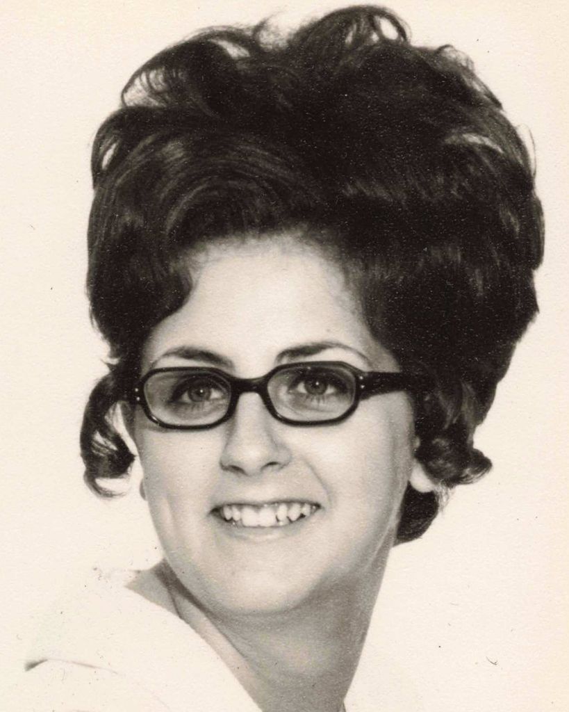 SuEllen Lowe Profile Photo