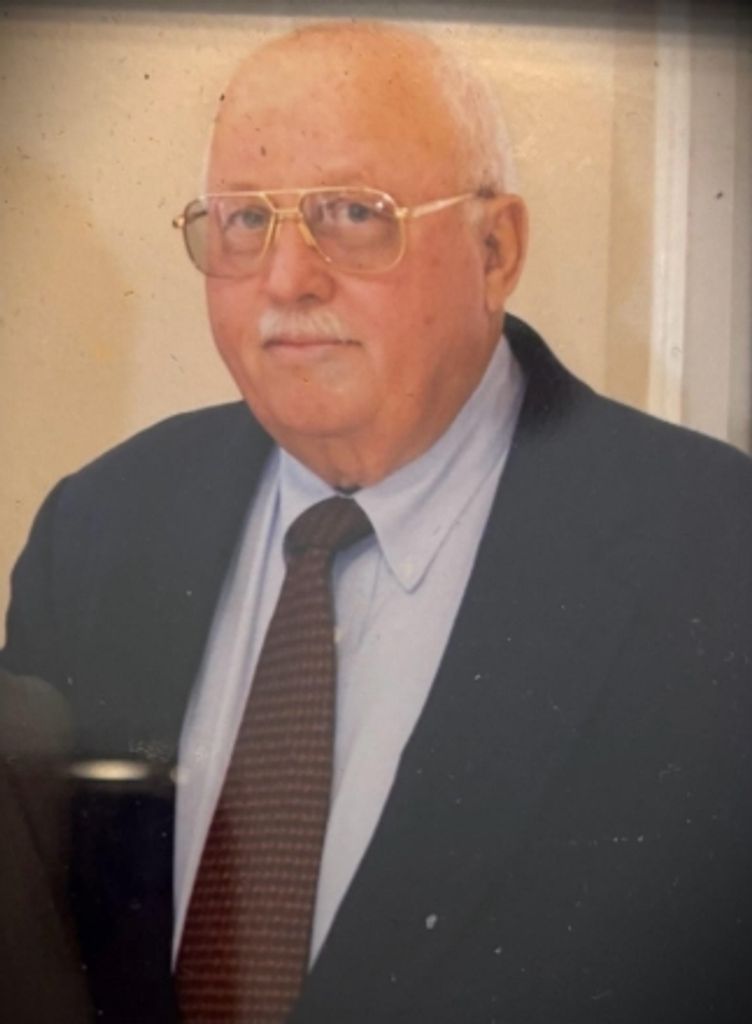 Kenneth  Larry Reynolds Profile Photo