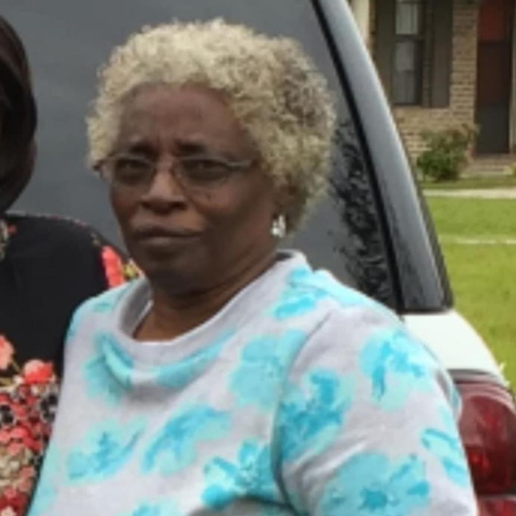 Clara Arnold Profile Photo