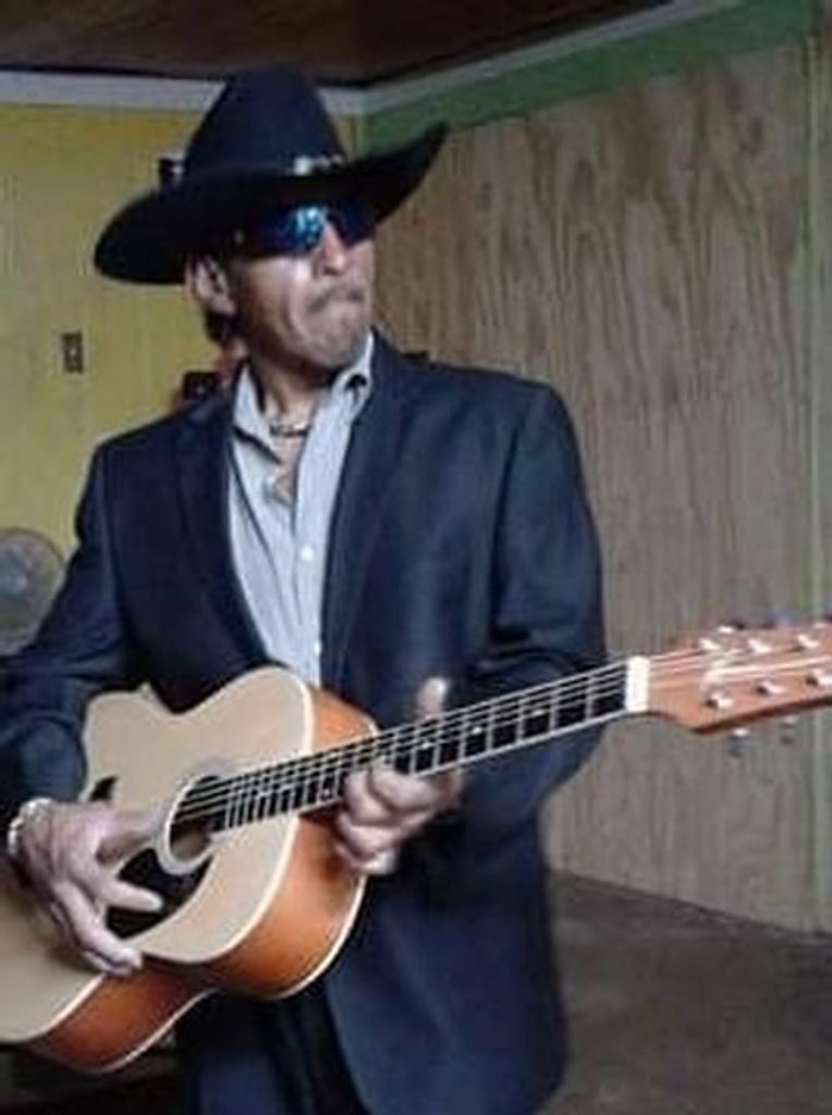 Reyes Martinez Profile Photo