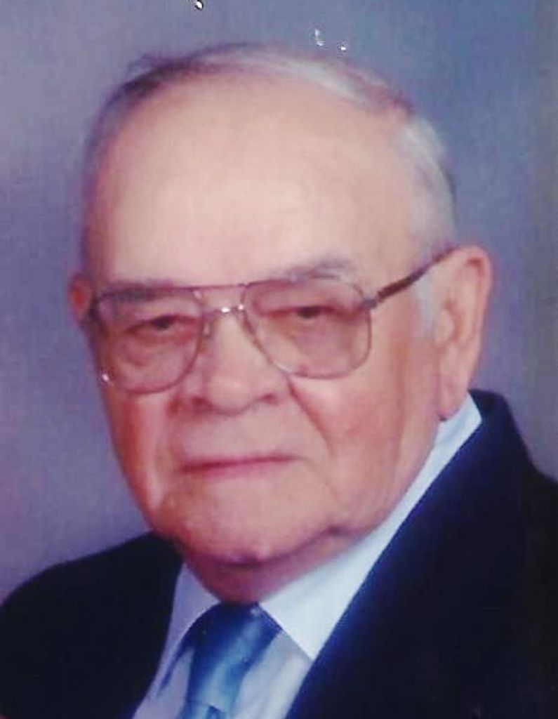 Robert (Bob) E. Mckinney