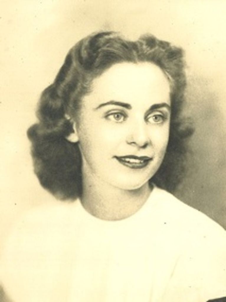 Helen Pelmulder Profile Photo