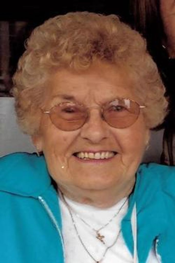 Anna M (Belak) Tomko