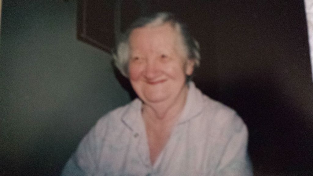 Elizabeth Berta (Csemy) Profile Photo