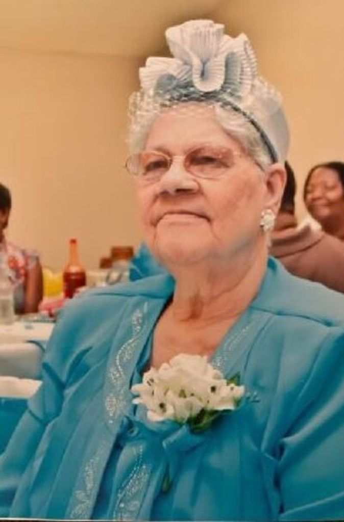 Mrs. Theresa Labom Profile Photo