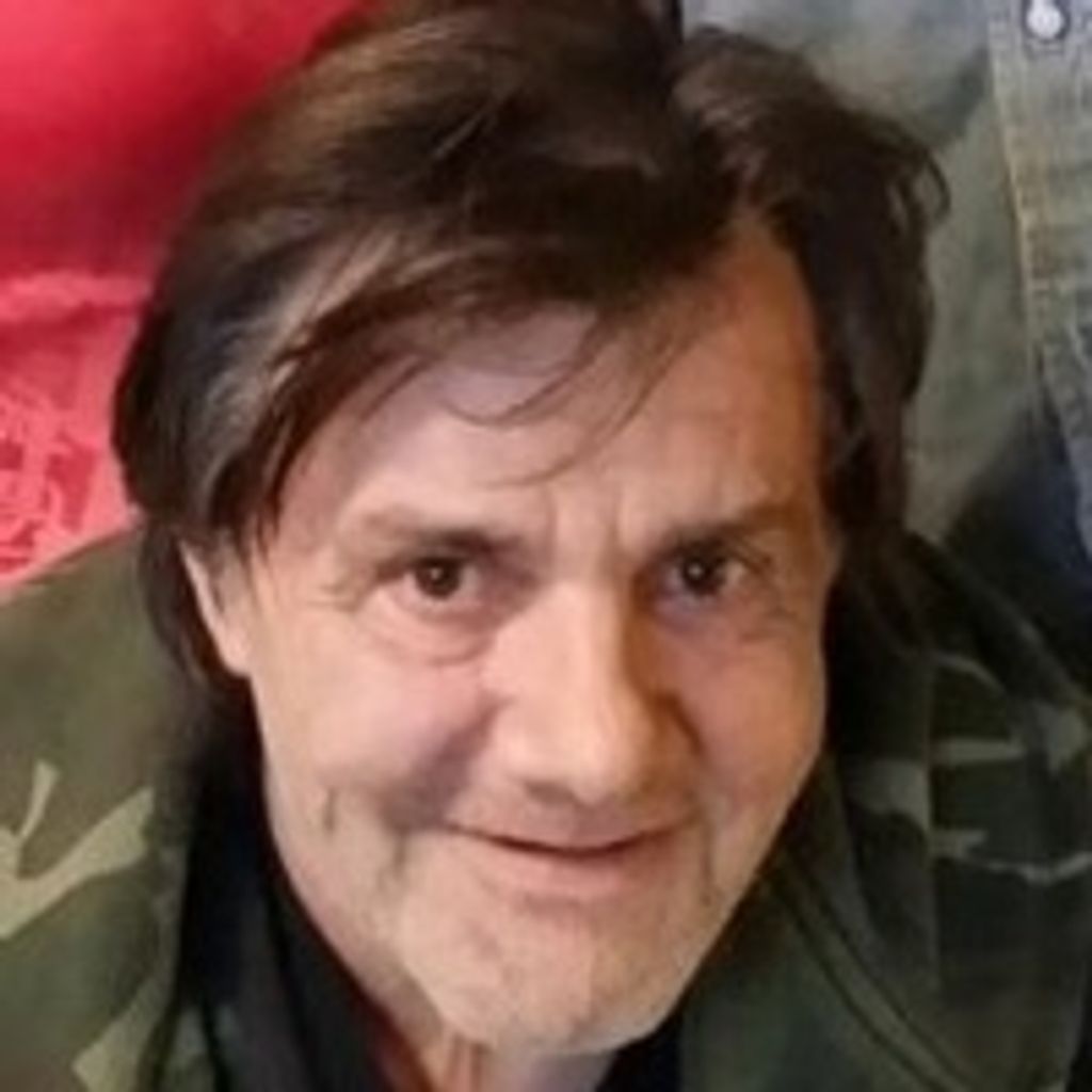 Jay  Daniel Puchtler