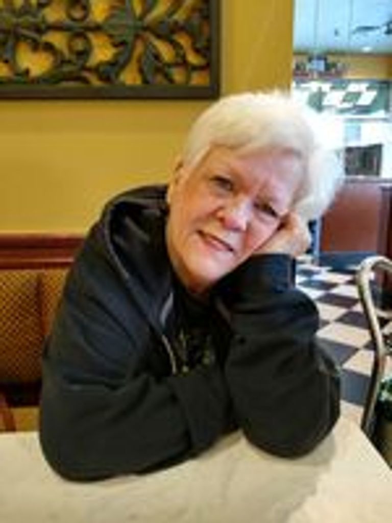 Eileen Perreault Profile Photo
