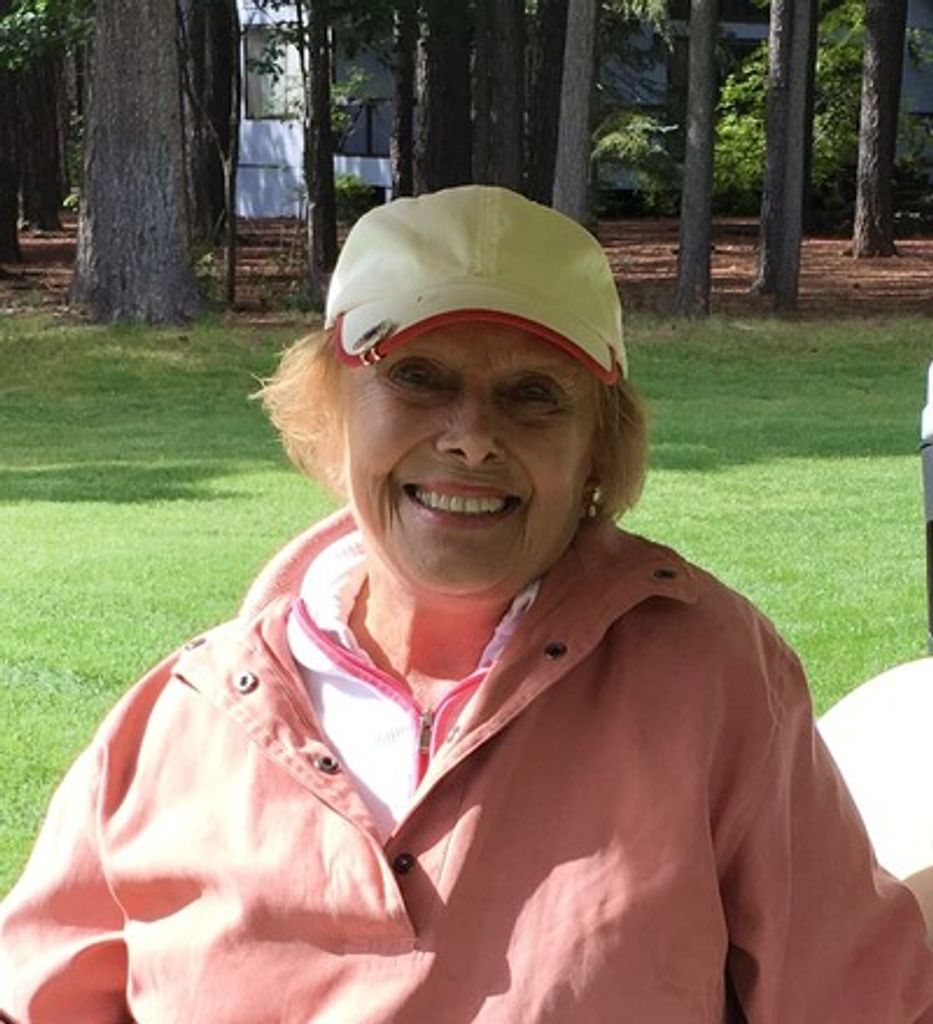 Elizabeth Kelly-Holcomb