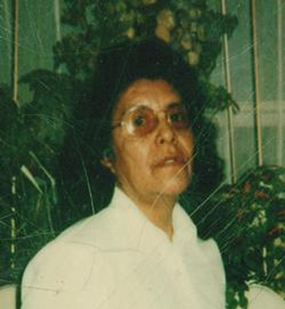 Tina Jeanette Renville