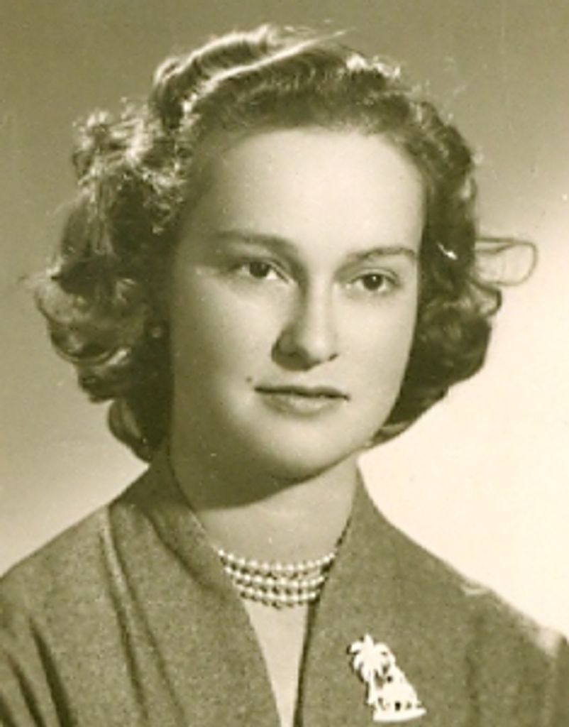 Magdalena Moreta Mccart