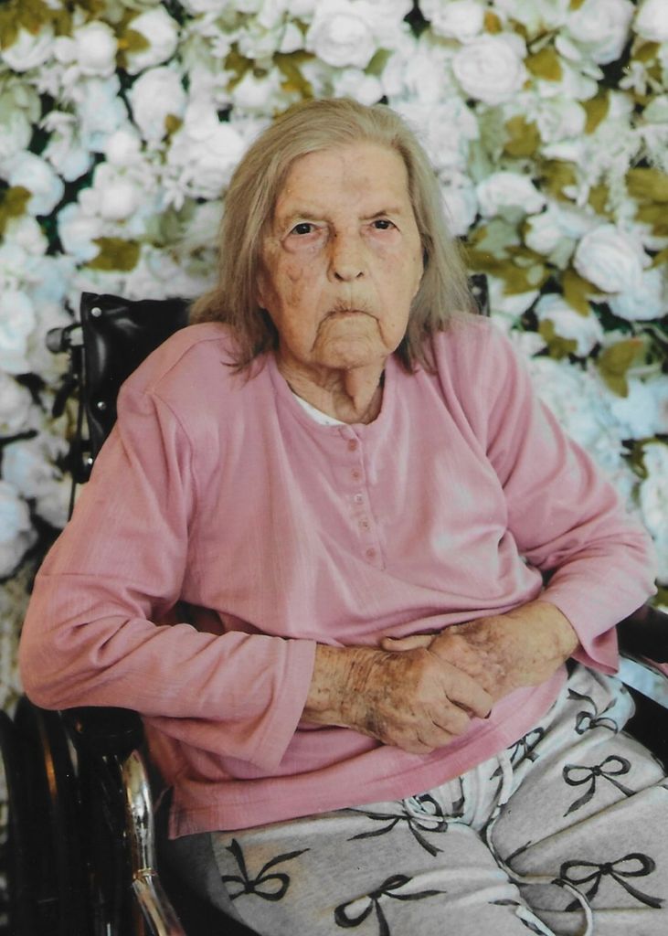 Betty Garline Moore Profile Photo