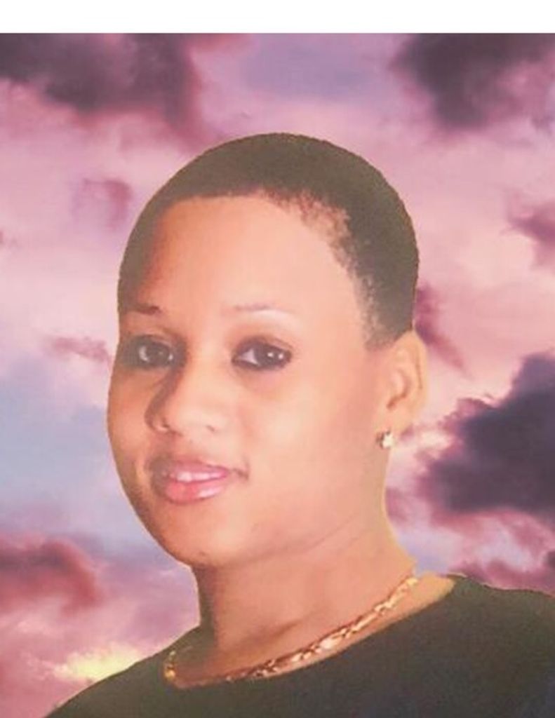 India Adrian Mcneill Profile Photo