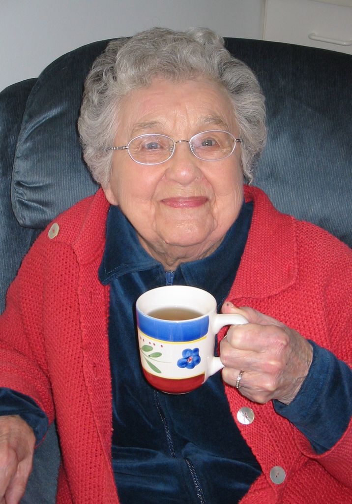 Evelyn Lorraine Moss