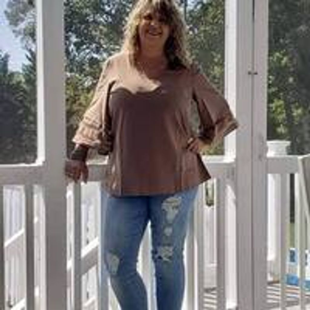 Angela Grooms Rominger