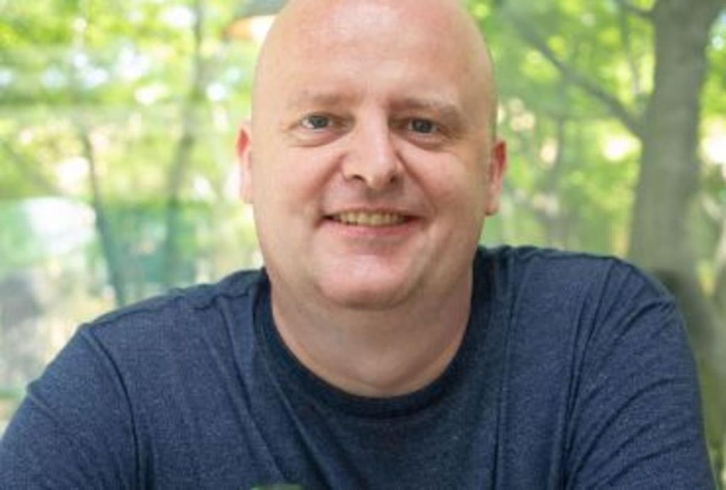 Darren Leslie Richards Profile Photo