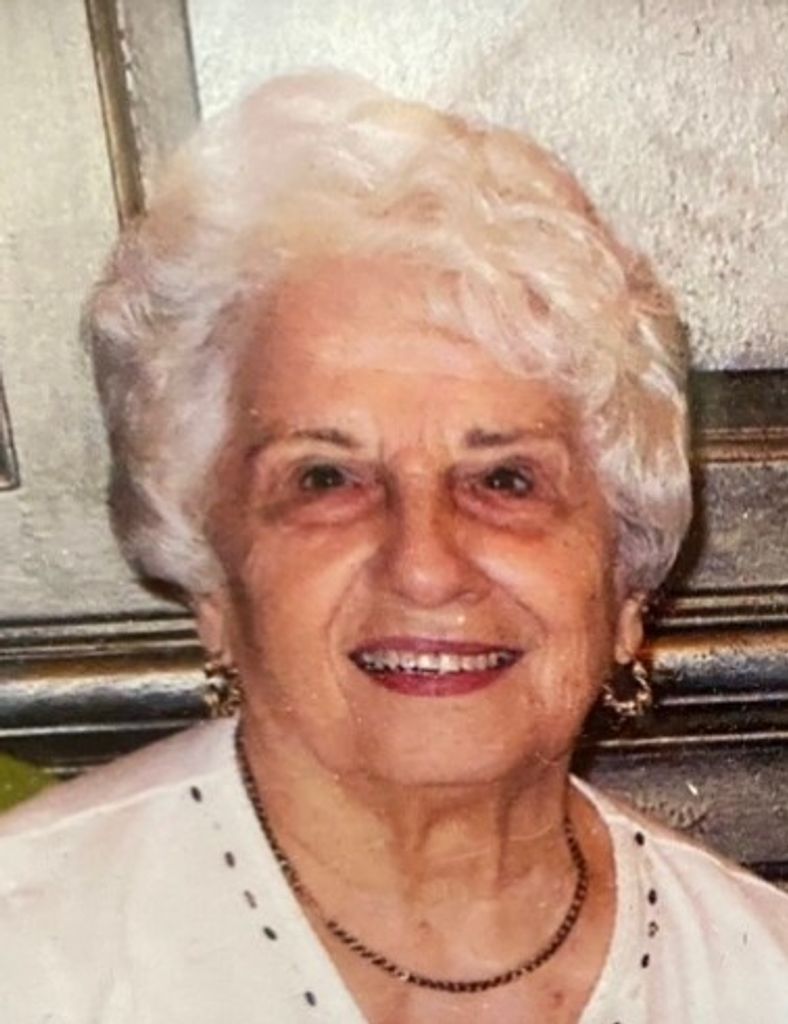 Flora J Vigale Profile Photo