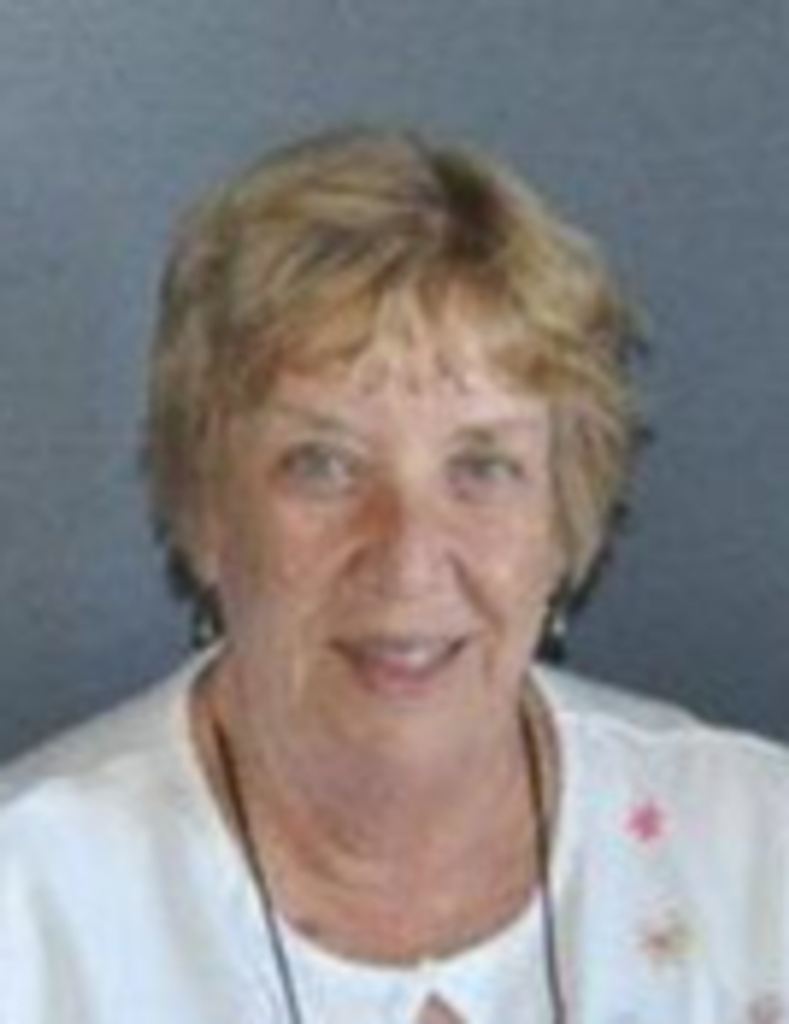 Linda Lou Holmes