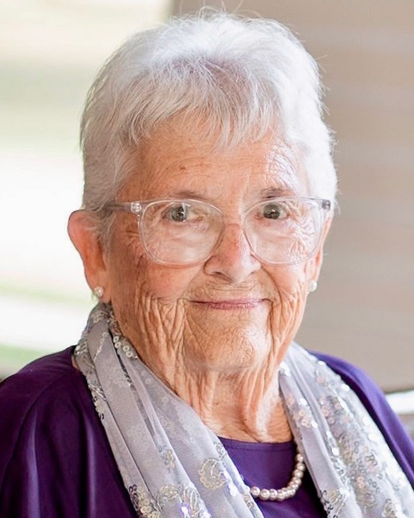 Mary Lorenz Profile Photo