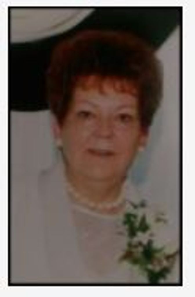 Marilyn Bernadette Edmunds (nee Samulski).