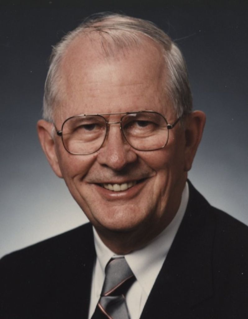Kenneth  Lee Akers