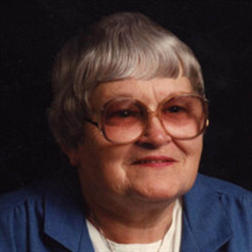Edna M Greeny