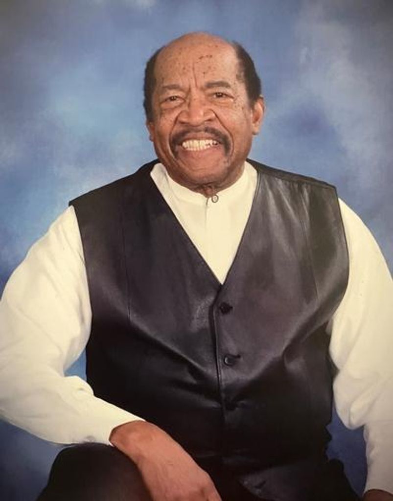 Robert Leon Carter Profile Photo