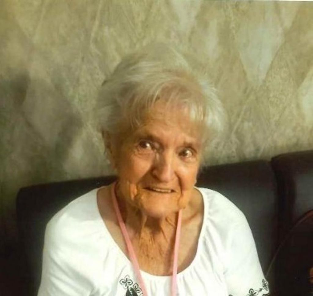 Louise Gillespie Profile Photo