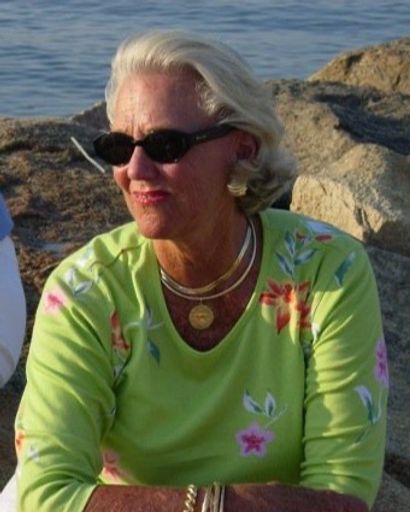 Dorothy Moyer Henchey's obituary image