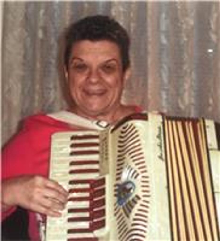T elaine Sobieski