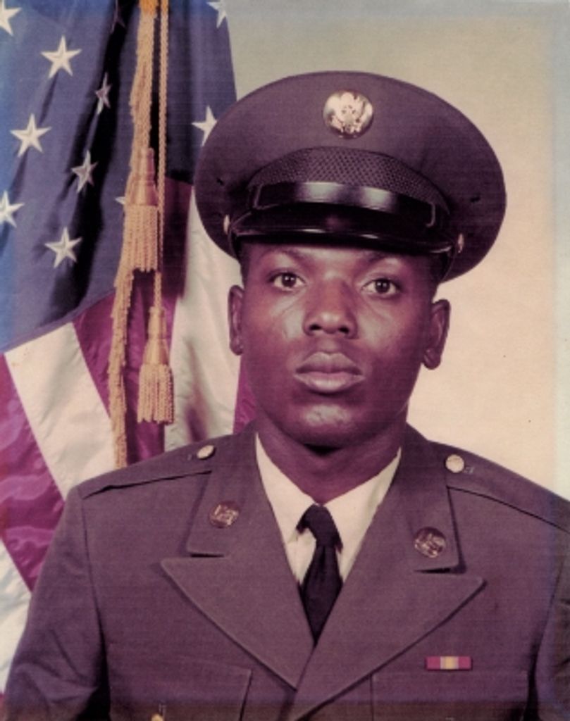 Mr. William Earl \'Bear\' Manning