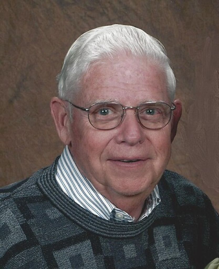 William "Buzz" Reece Waxler