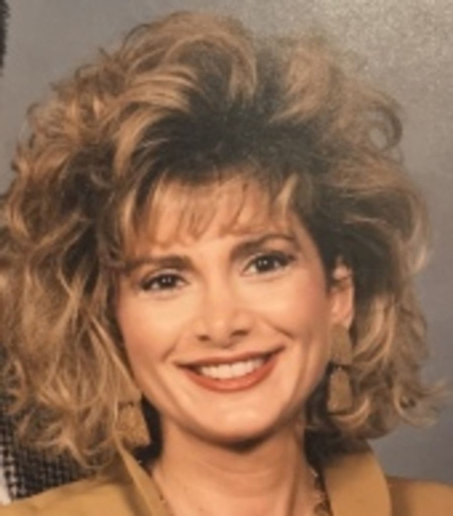 Demee Dianne "Dee" Caporal Hoshall