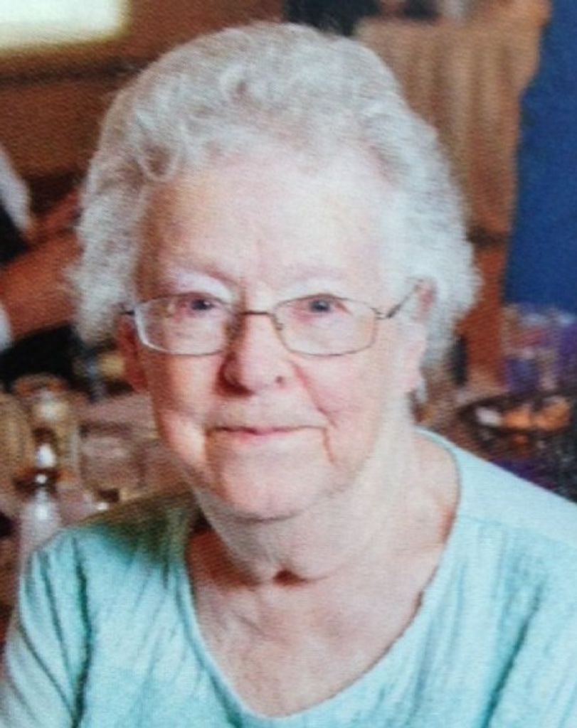 Shirley E. (Beal)  Giakoumis Profile Photo
