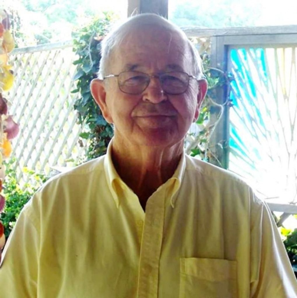 Robert Gene Roach