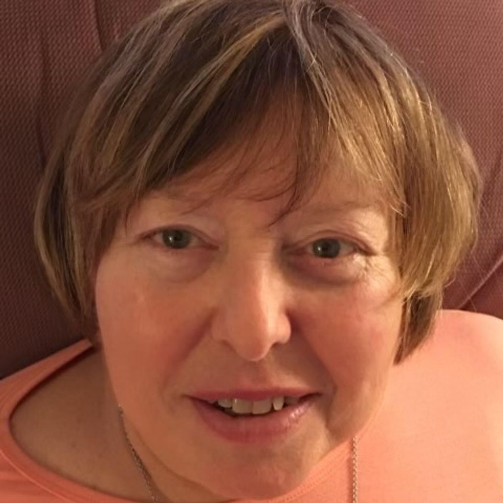 Mrs. Linda L. (Davis)  Linderman