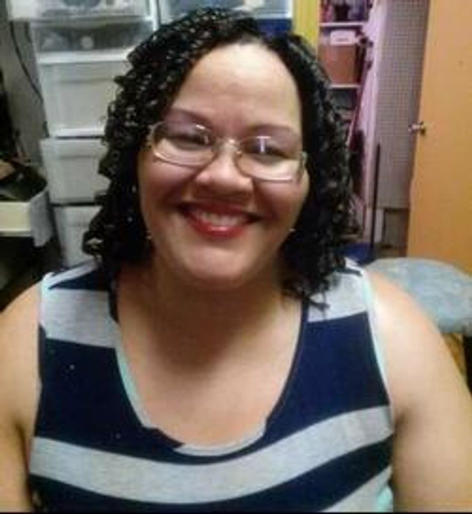 Desiree Small Chastine Profile Photo